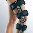 Реабилитационный коленный ортез облегченный с регулятором - medi ROM cool